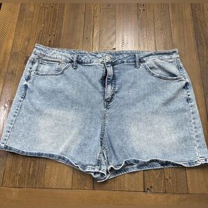 Terra & Sky Women’s High Rise Stretch Jean Shorts